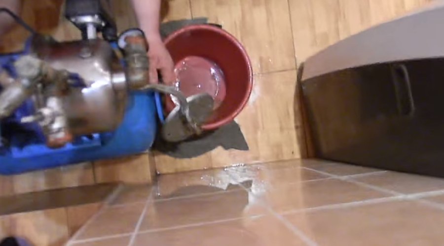 как заменить мембрану в гидроаккумуляторе